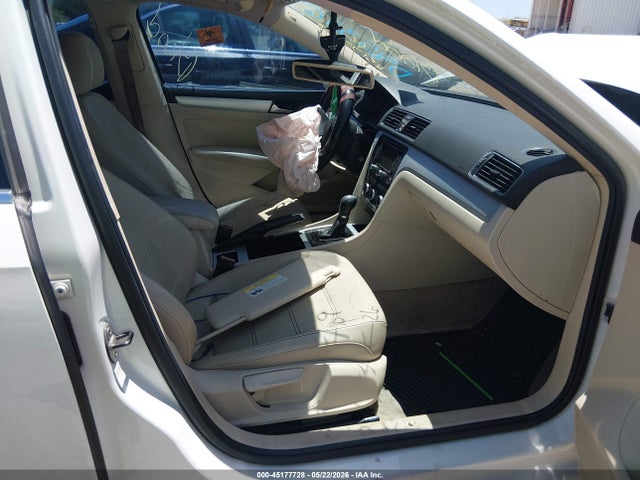 Продаж на аукціоні авто 2012 Volkswagen Passat 2.5l Se, vin: 1VWBP7A38CC085336, номер лоту: 45177728