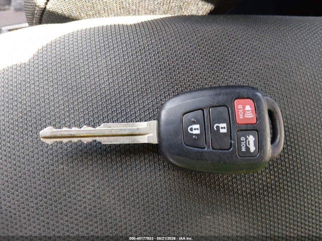 Toyota COROLLA LE 2018 2T1BURHE6JC021878 Image 11