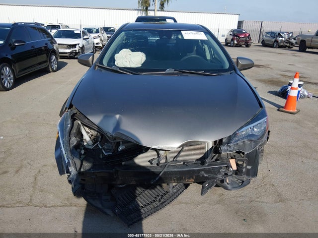 Toyota COROLLA LE 2018 2T1BURHE6JC021878 Image 13