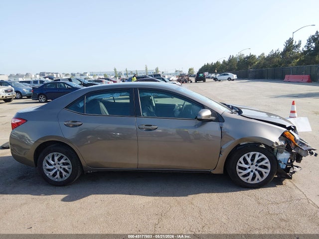 Toyota COROLLA LE 2018 2T1BURHE6JC021878 Image 14