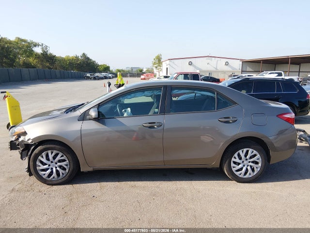 Toyota COROLLA LE 2018 2T1BURHE6JC021878 Image 15