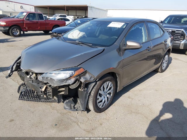 Toyota COROLLA LE 2018 2T1BURHE6JC021878 Image 2