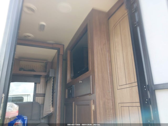 Forest River Palomino 2016 4X4TPAH21GN020978 Image 7