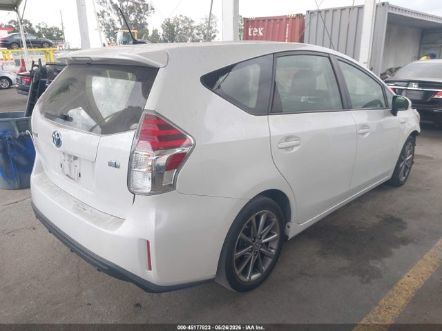 Toyota Prius V Five 2015 JTDZN3EU8FJ038522 Image 4