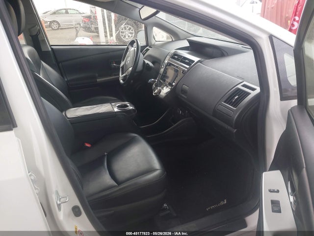 Toyota Prius V Five 2015 JTDZN3EU8FJ038522 Image 5