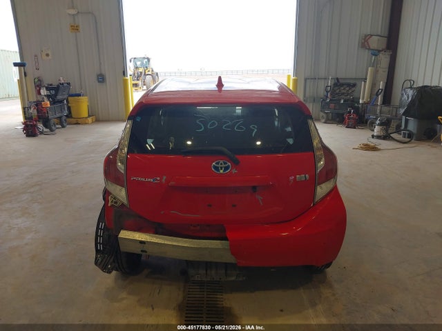 Toyota Prius C Two 2015 JTDKDTB31F1101735 Image 17