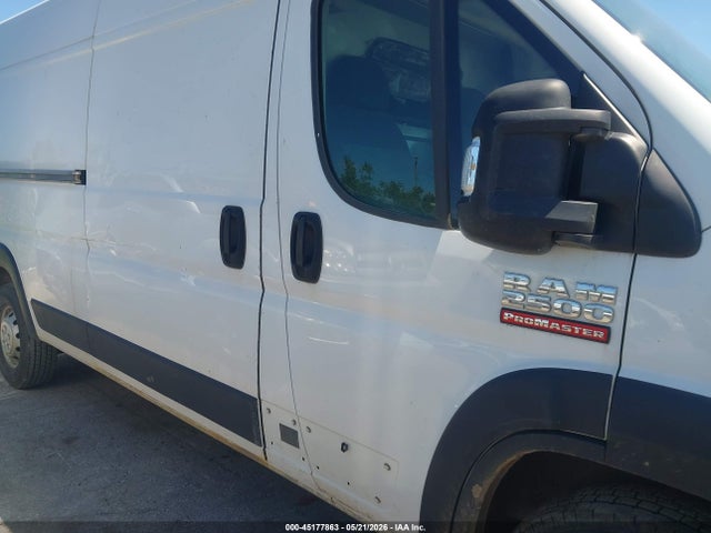 45177863 :رقم المزاد ، 3C6TRVDG5KE523300 vin ، 2019 Ram Promaster 2500 مزاد بيع