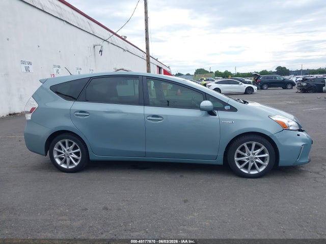 Toyota Prius V Five 2014 JTDZN3EU0EJ009160 Image 14