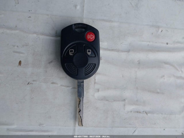 45177888 :رقم المزاد ، 1FMCU0G92HUC97231 vin ، 2017 Ford Escape Se مزاد بيع