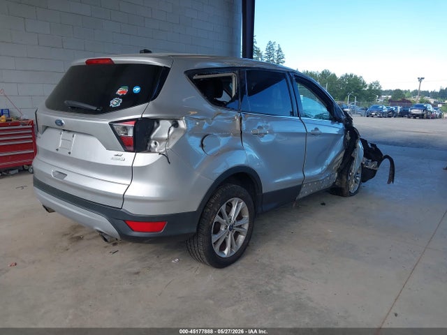 45177888 :رقم المزاد ، 1FMCU0G92HUC97231 vin ، 2017 Ford Escape Se مزاد بيع
