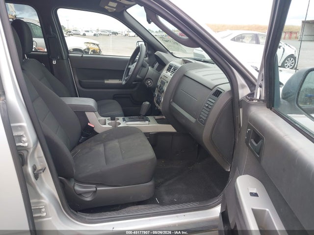 45177907 :رقم المزاد ، 1FMCU93G79KC39167 vin ، 2009 Ford Escape Xlt مزاد بيع