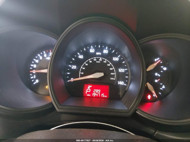 KNADM4A3XE6364532 KIA RIO LX