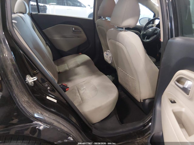 KNADM4A3XE6364532 KIA RIO LX