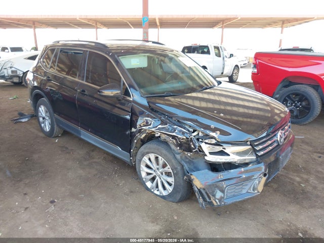 3VV3B7AX0JM054832 Volkswagen Tiguan 2.0t Se/2.0t Sel