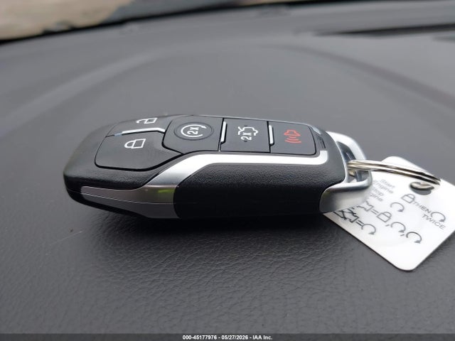 45177976 :رقم المزاد ، 3FA6P0D9XDR260173 vin ، 2013 Ford Fusion Titanium مزاد بيع