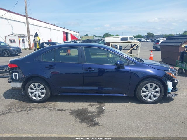 Toyota COROLLA LE 2026 JTDB4MEE3T3040066 Image 14
