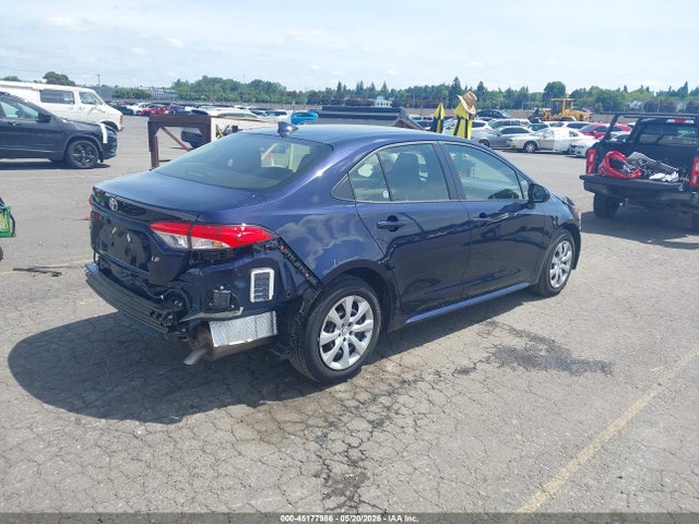 Toyota COROLLA LE 2026 JTDB4MEE3T3040066 Image 4