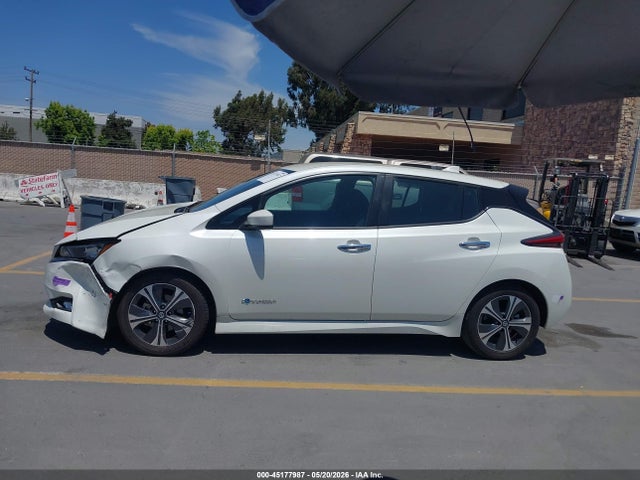 Nissan LEAF SV 2018 1N4AZ1CP2JC306521 Image 14