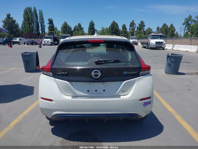 Nissan LEAF SV 2018 1N4AZ1CP2JC306521 Image 16