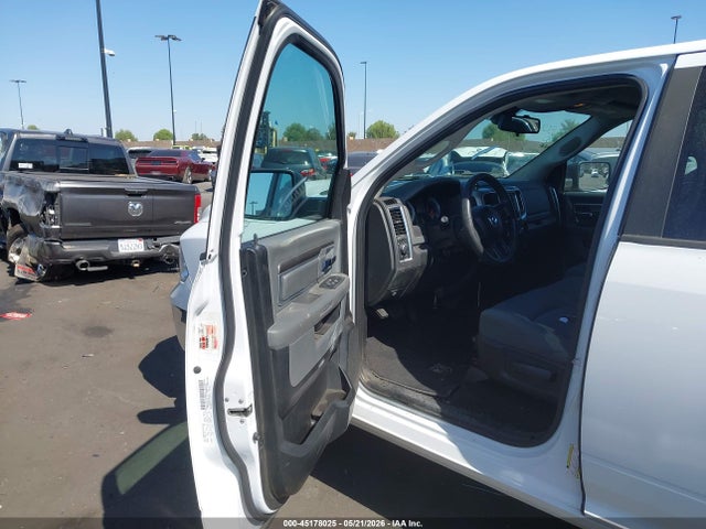 1C6RR6GT9ES139160 RAM 1500 Slt