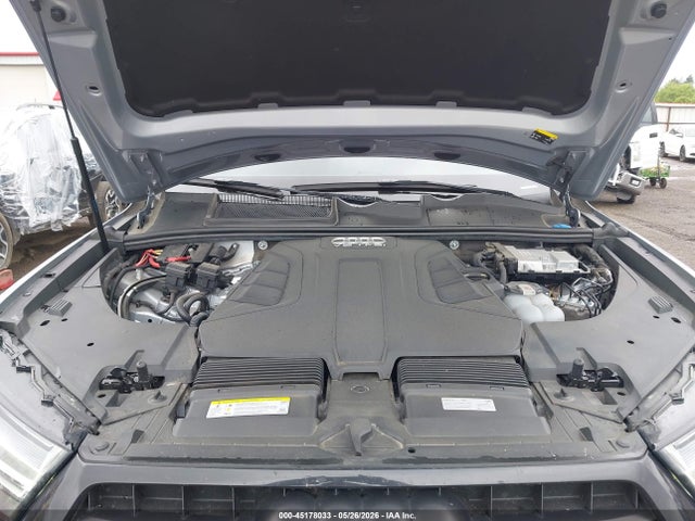WA1VAAF72KD008605 Audi Q7 55 Premium