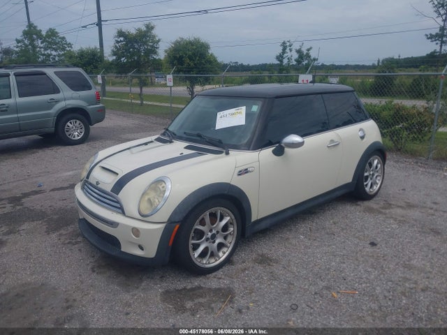 45178056 :رقم المزاد ، WMWRE335X5TD99734 vin ، 2005 Mini Cooper S مزاد بيع