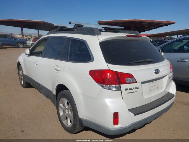 45178059 :رقم المزاد ، 4S4BRBCC8D3319954 vin ، 2013 Subaru Outback 2.5i Premium مزاد بيع