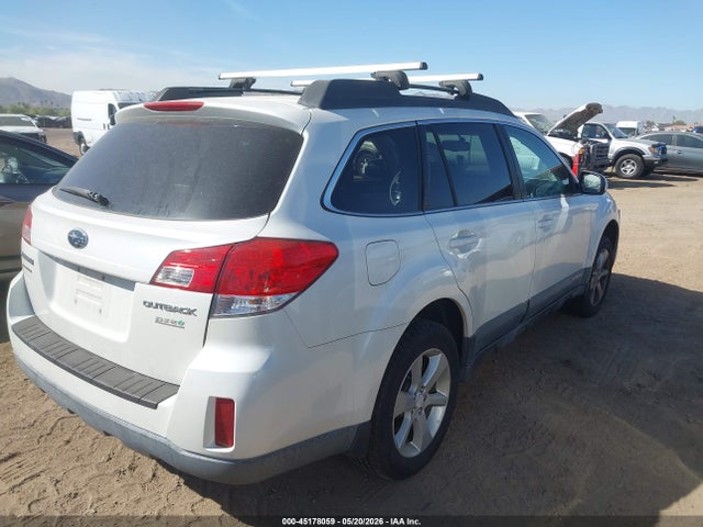 45178059 :رقم المزاد ، 4S4BRBCC8D3319954 vin ، 2013 Subaru Outback 2.5i Premium مزاد بيع