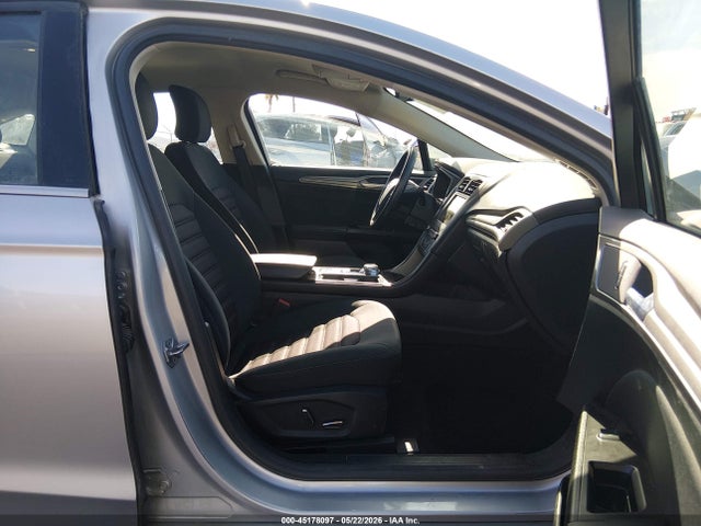 Ford FUSION SE 2017 3FA6P0H75HR213955 Image 5