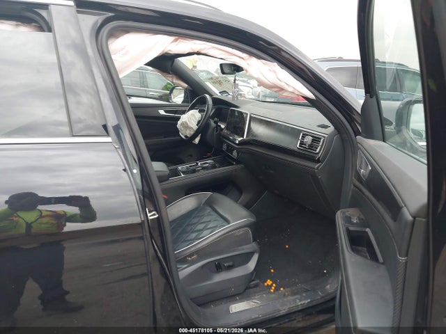 2024 Volkswagen Atlas Cross Sport 2.0t Sel Premium R-line მანქანა იყიდება აუქციონზე, vin: 1V2FE2CA7RC261910, აუქციონის ნომერი: 45178105