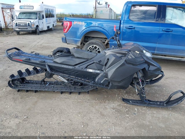 Ski-Doo Summit X 670 2022 2BPSTANB7NV000078 Image 6