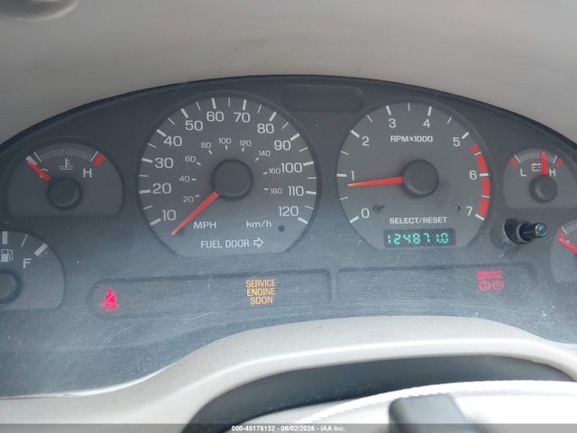 Продаж на аукціоні авто 2000 Ford Mustang, vin: 1FAFP4047YF263942, номер лоту: 45178132