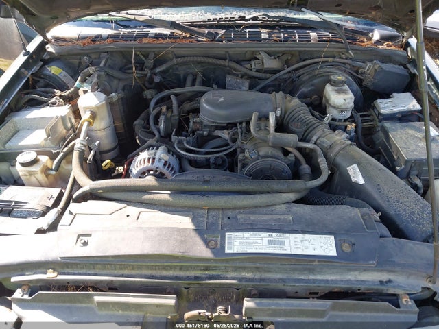 45178160 :رقم المزاد ، 1GCCS19W518221603 vin ، 2001 Chevrolet S-10 Ls مزاد بيع