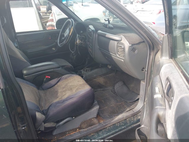 45178160 :رقم المزاد ، 1GCCS19W518221603 vin ، 2001 Chevrolet S-10 Ls مزاد بيع