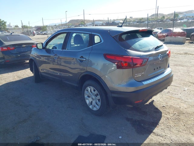 JN1BJ1CP7JW104216 Nissan Rogue Sport S
