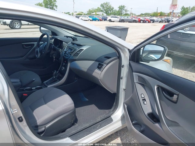 Продаж на аукціоні авто 2016 Hyundai Elantra Se, vin: 5NPDH4AE0GH718897, номер лоту: 45178194