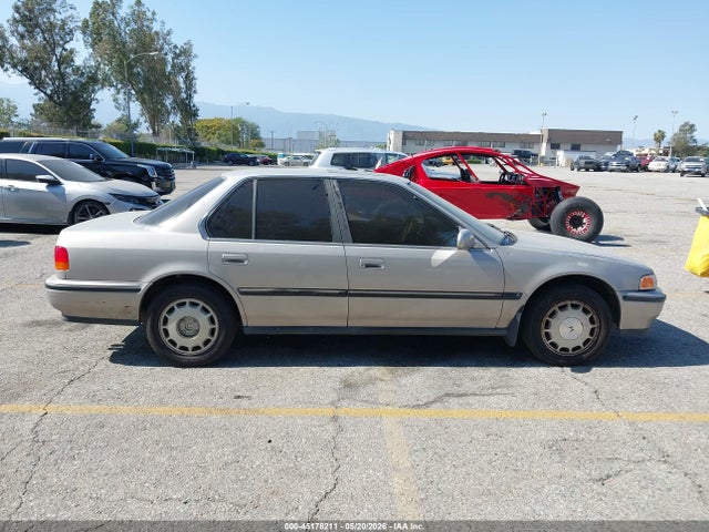 45178211 :رقم المزاد ، JHMCB7671PC018647 vin ، 1993 Honda Accord Ex مزاد بيع
