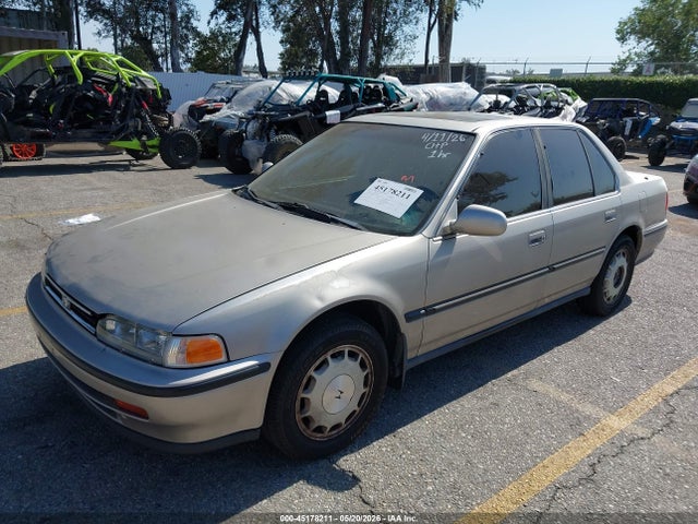 45178211 :رقم المزاد ، JHMCB7671PC018647 vin ، 1993 Honda Accord Ex مزاد بيع