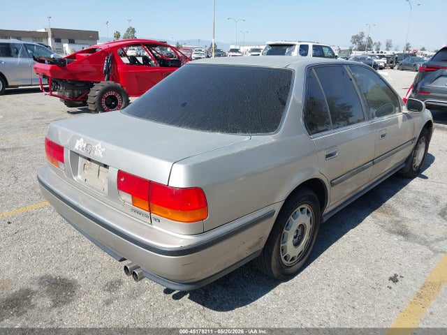 45178211 :رقم المزاد ، JHMCB7671PC018647 vin ، 1993 Honda Accord Ex مزاد بيع