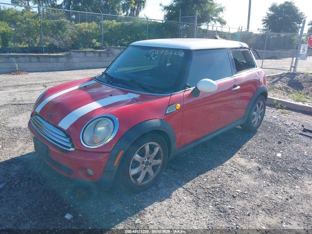 Продаж на аукціоні авто 2010 Mini Cooper, vin: WMWMF3C5XATU79758, номер лоту: 45178220