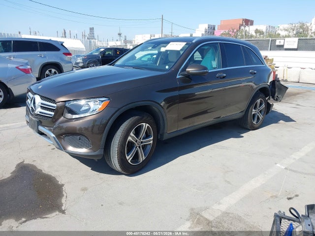 45178242 :رقم المزاد ، WDC0G4JB1JV028276 vin ، 2018 Mercedes-benz Glc 300 مزاد بيع