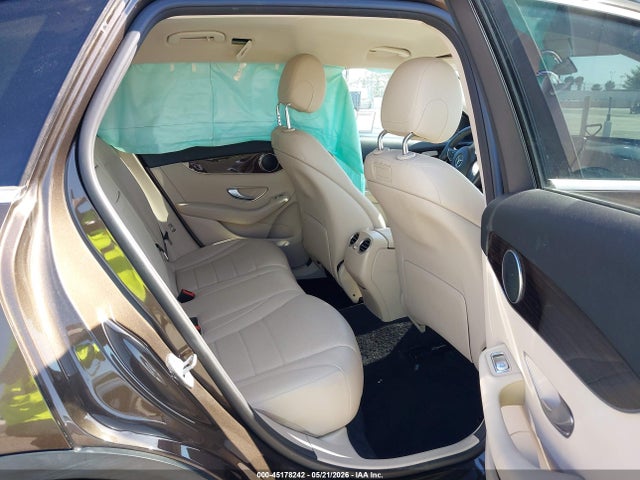 45178242 :رقم المزاد ، WDC0G4JB1JV028276 vin ، 2018 Mercedes-benz Glc 300 مزاد بيع
