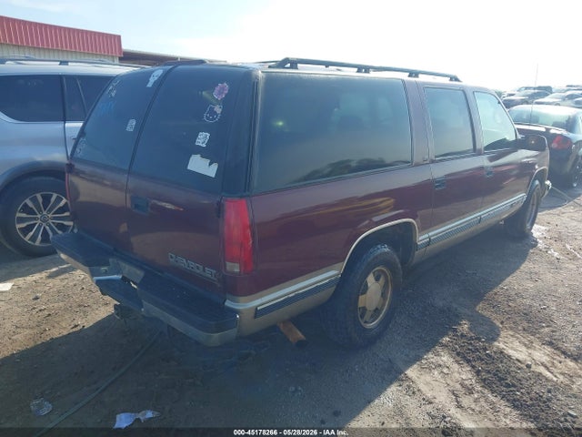 1998 Chevrolet Suburban 1500 მანქანა იყიდება აუქციონზე, vin: 1GNEC16R4WJ353358, აუქციონის ნომერი: 45178266