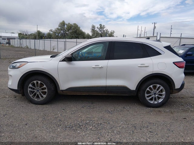 Продажа на аукционе авто 2022 Ford Escape Se, vin: 1FMCU9G66NUA60926, номер лота: 45178317