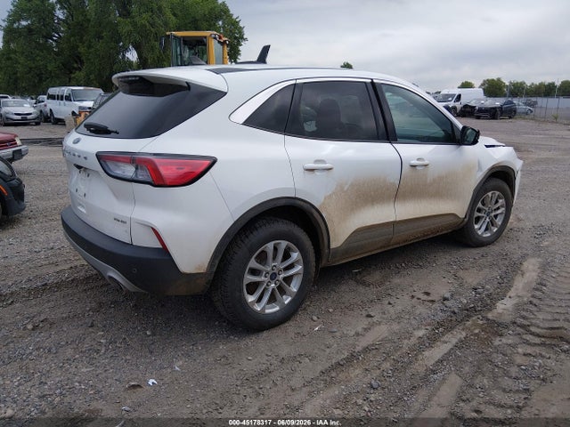 Продажа на аукционе авто 2022 Ford Escape Se, vin: 1FMCU9G66NUA60926, номер лота: 45178317