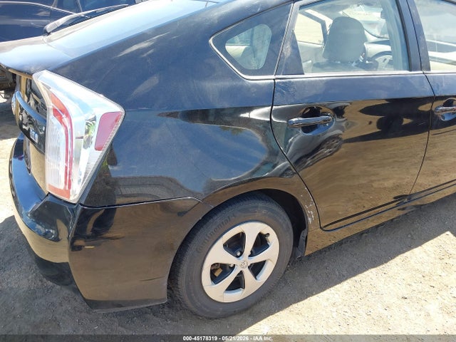 45178319 :رقم المزاد ، JTDKN3DU7E1750604 vin ، 2014 Toyota Prius Three مزاد بيع