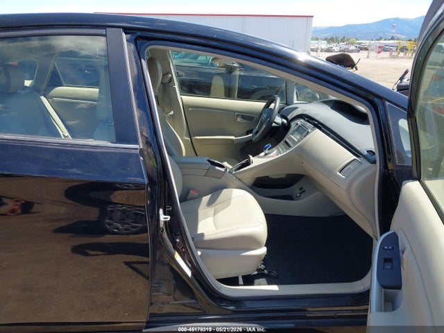 45178319 :رقم المزاد ، JTDKN3DU7E1750604 vin ، 2014 Toyota Prius Three مزاد بيع