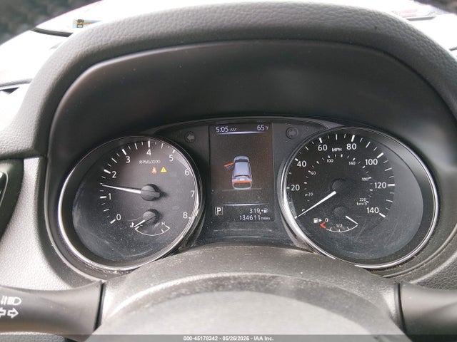 JN1BJ1CR9JW284980 Nissan Rogue Sport Sl