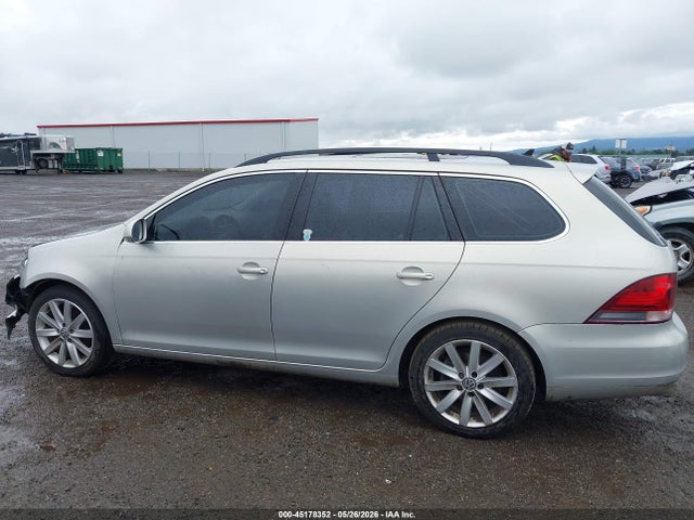 Продажа на аукционе авто 2012 Volkswagen Jetta Sportwagen 2.5l Se, vin: 3VWPP7AJ0CM623871, номер лота: 45178352