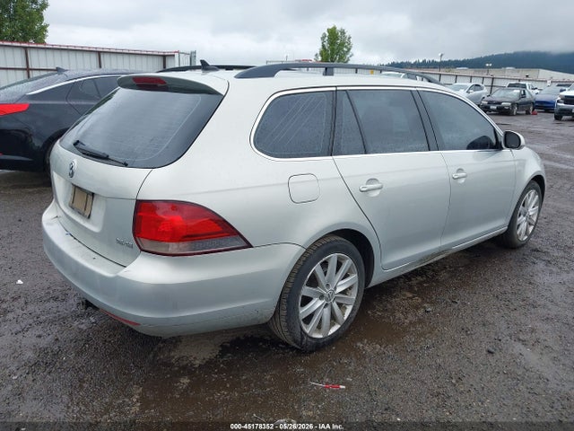 Продажа на аукционе авто 2012 Volkswagen Jetta Sportwagen 2.5l Se, vin: 3VWPP7AJ0CM623871, номер лота: 45178352